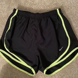 EXTRA SMALL nike tempo women’s running shorts